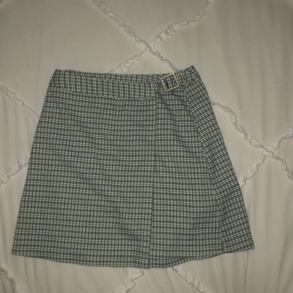 Green & White plaid skirt with belt